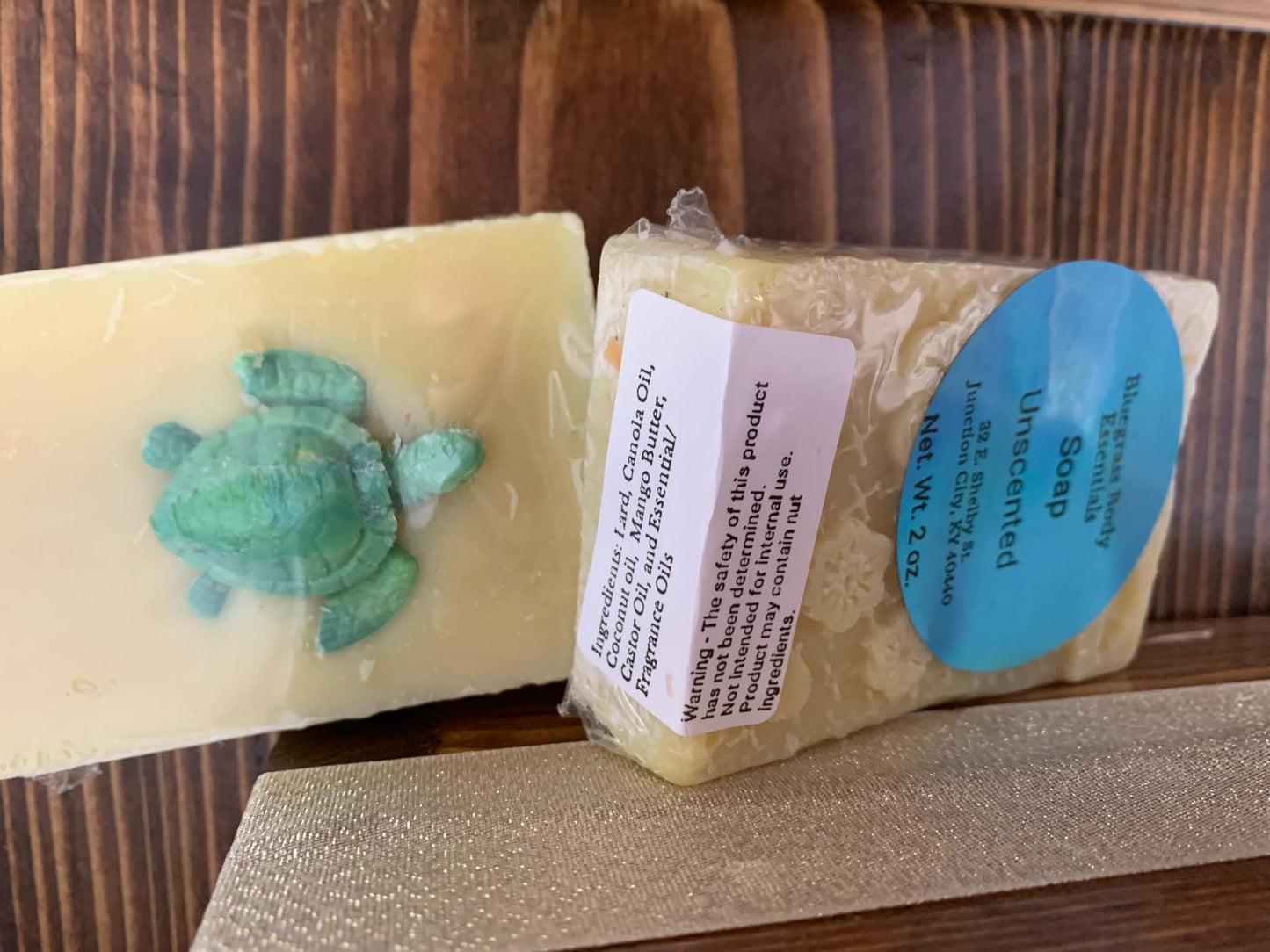 Unscented: “Pure, gentle, and free from fragrances — perfect for sensitive skin.”