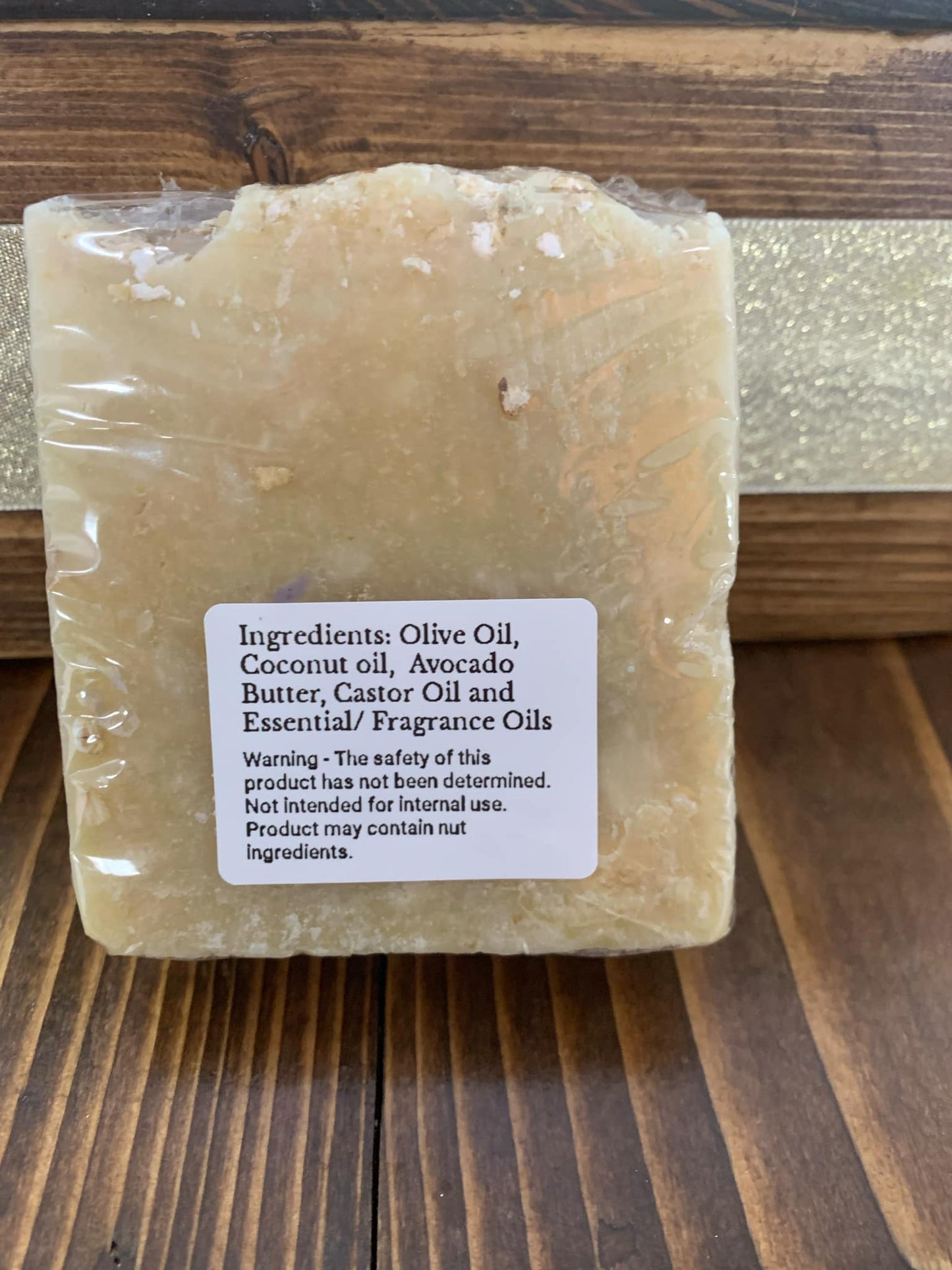 Honey & Oats: Naturally calming and deeply moisturizing — skin food at its finest.