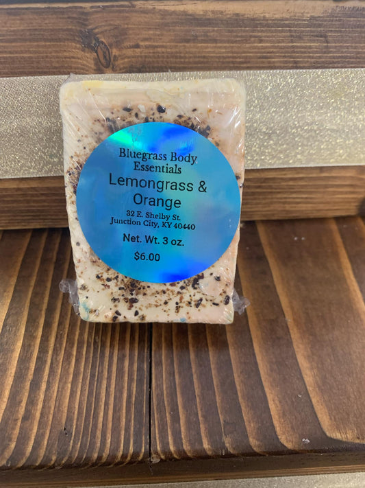 Lemongrass & Orange: A lively blend of fresh lemongrass and juicy orange that energizes your day with a burst of citrus sunshine.