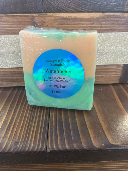 Watermelon: Juicy, sweet, and irresistibly fresh — this watermelon-scented bar is a splash of summer in every wash.