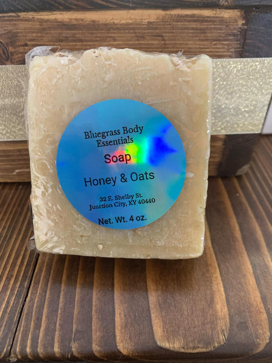 Honey & Oats: Naturally calming and deeply moisturizing — skin food at its finest.